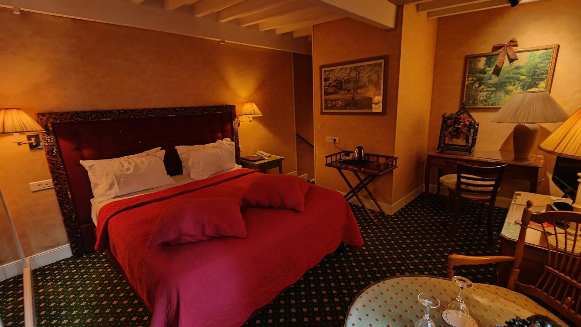 Le Relais Médicis Hotel Paris