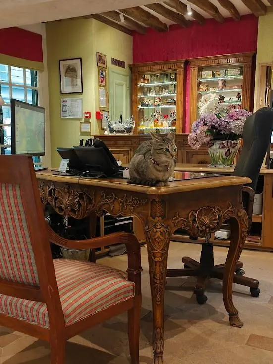 Le Relais Médicis 4* Paris