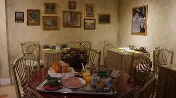 Le Relais Médicis Hotel 4*