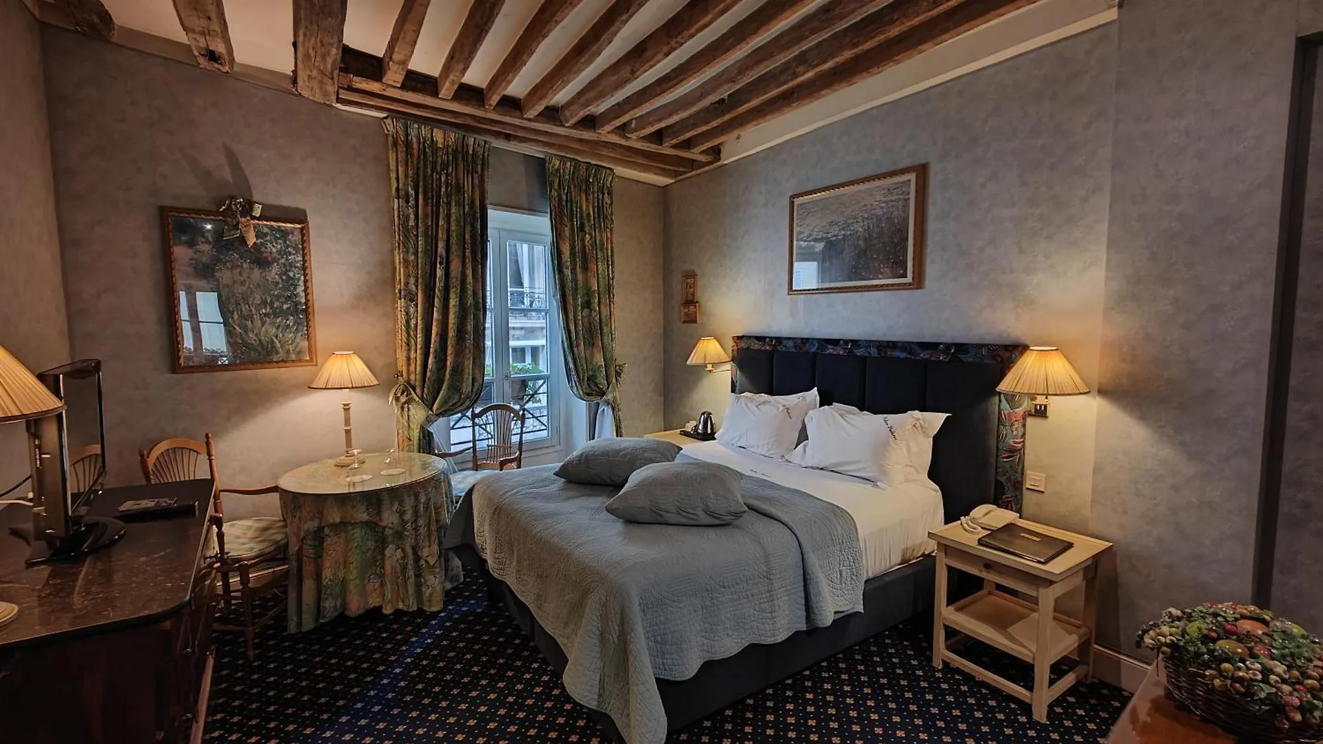 Le Relais Medicis Hotel