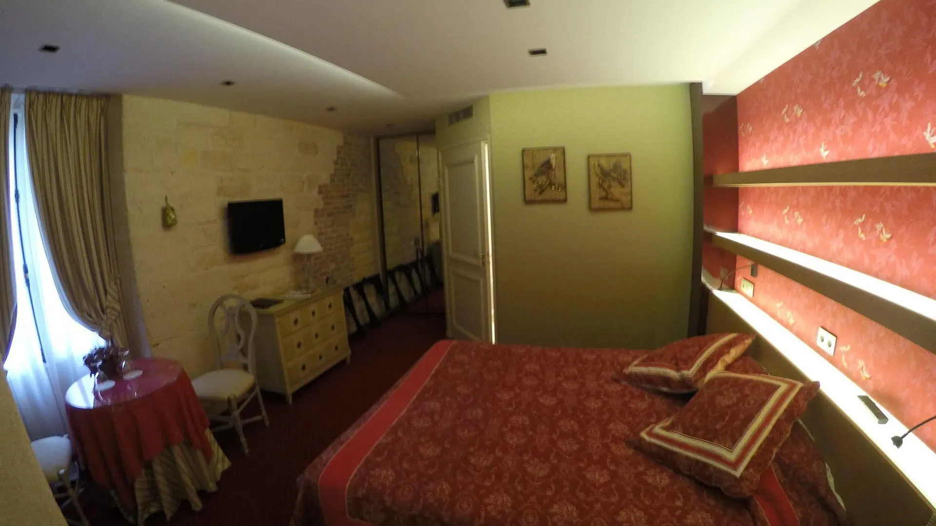Hotel Le Relais Medicis Paris
