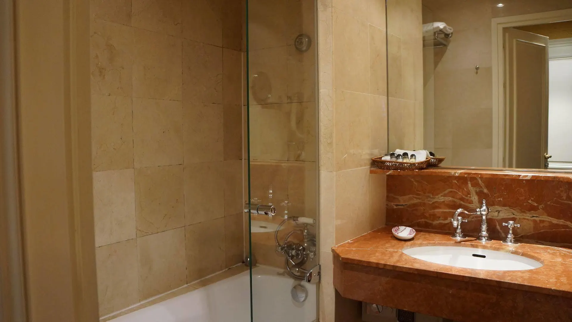 Hotel Le Relais Medicis