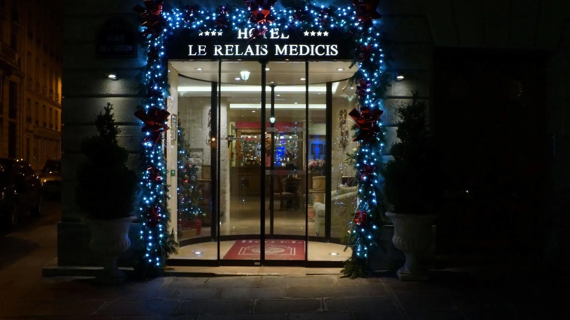 Le Relais Medicis Hotel 4*