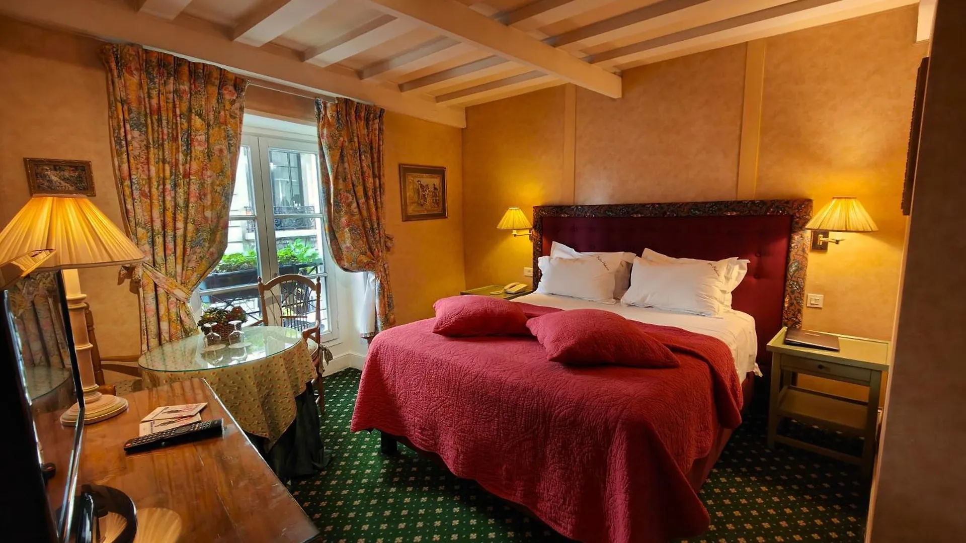 Le Relais Medicis Hotel